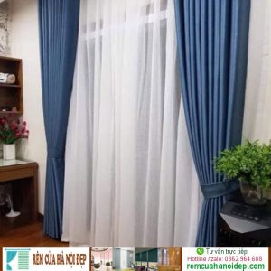 rèm vải màu xanh thẫm cho phòng ngủ